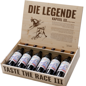 6er Holzkiste_Taste the Race_Die Legende Kapitel 3_Weinpate Michael Walchhofer_Offizieller The Nightrace Wein vom Weinschloss Thaller Vulkanland Steiermark