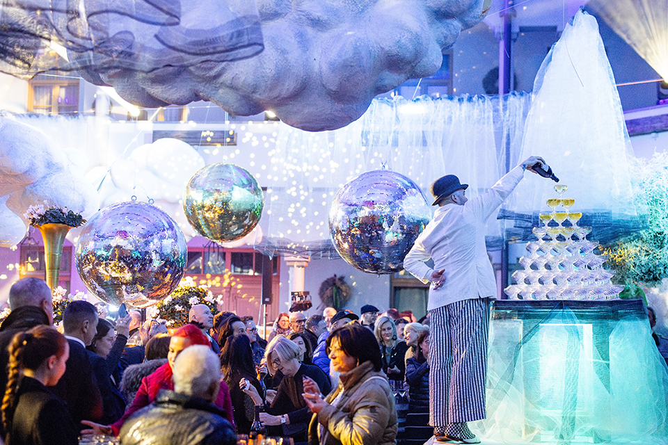 Abbildung der Beitrag Sektgeflüster der Eruption Winzer im Weinschloss Thaller